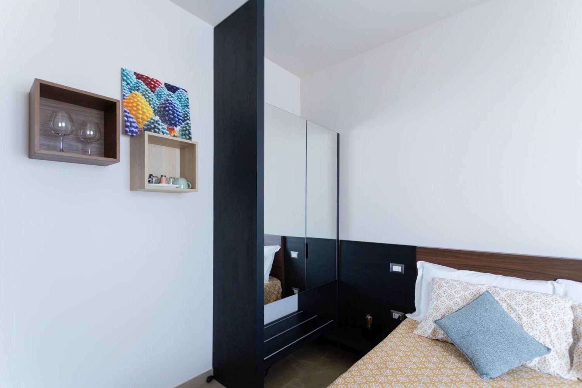 Stella VI Bed & Breakfast เชฟาลู ภายนอก รูปภาพ